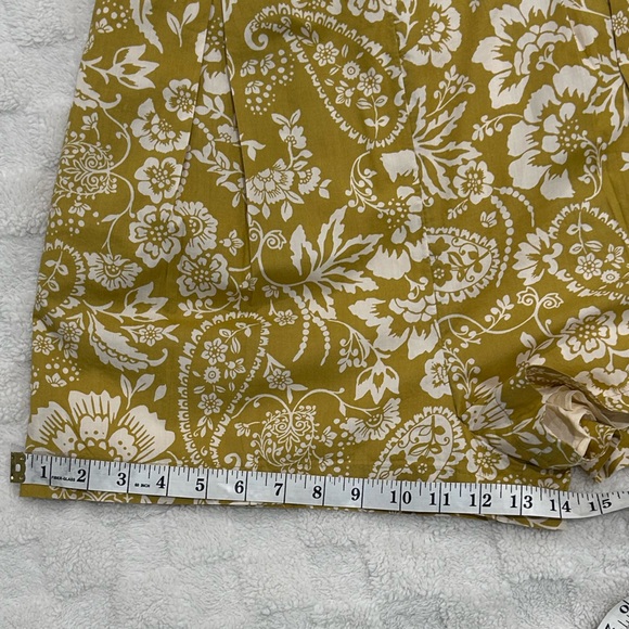 Maeve Yellow Floral Women's Shorts - Picture 8 of 14